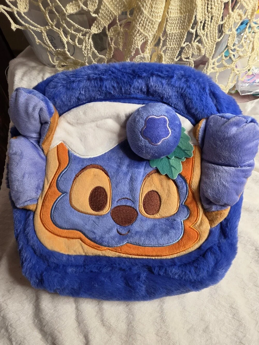 Disney Munchlings STITCH blueberry Loaf Plush Backpack